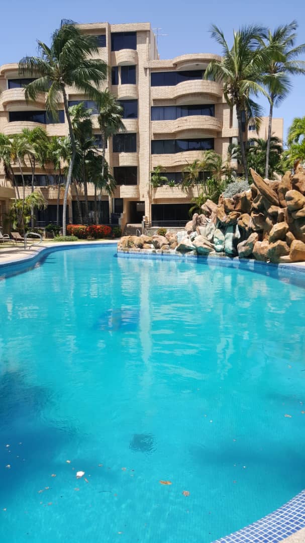 Playa El Ángel - Apartamento de 2 Hab. en Venta en Pampatar, Isla de Margarita